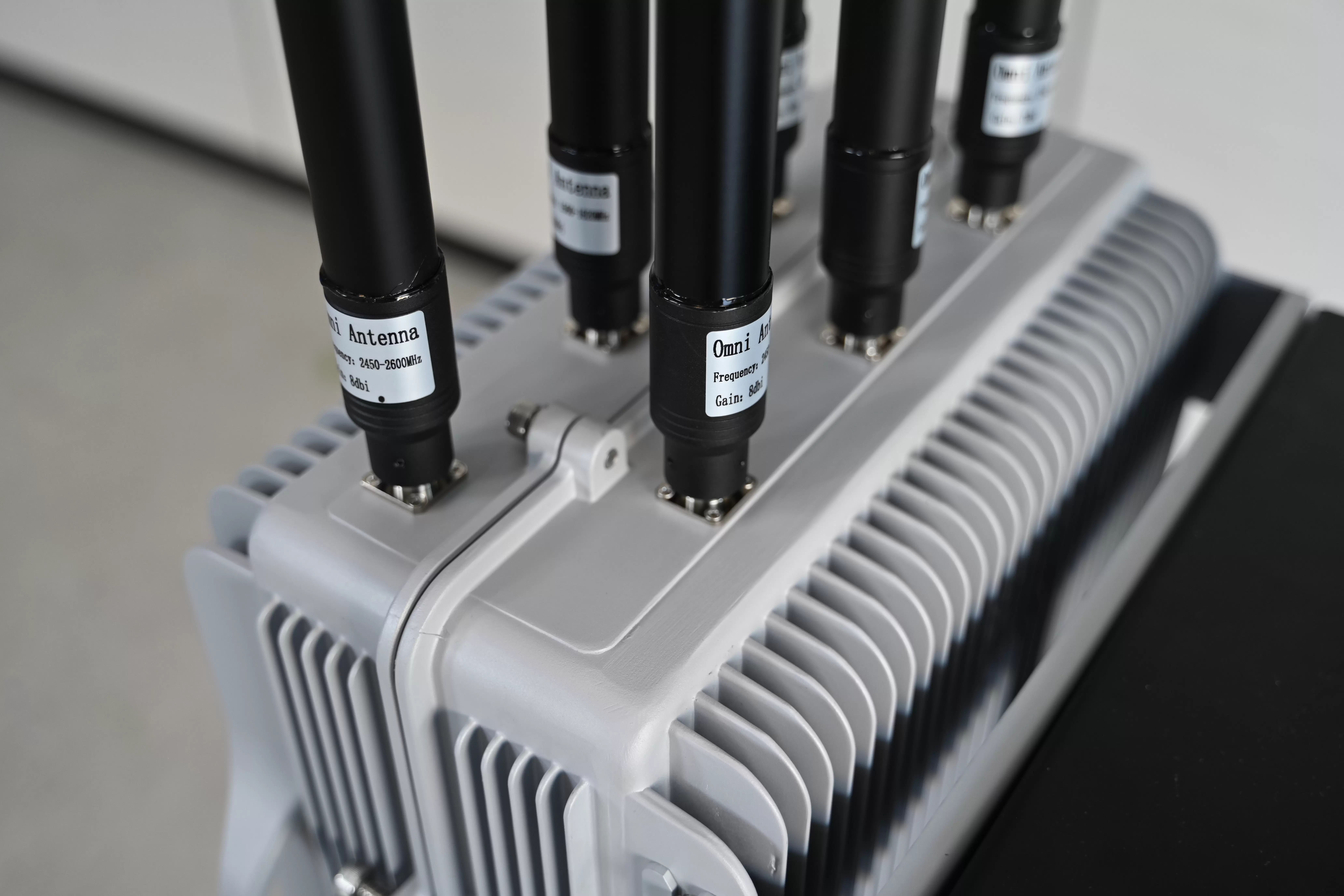 جهاز الكشف عن الطائرات بدون طيار الثابتة والتشويش عليها DR200-C